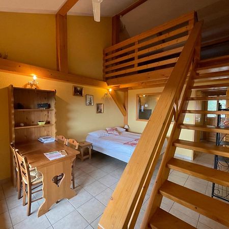Auberge La Ferme De Ferrieres Annecy Ngoại thất bức ảnh
